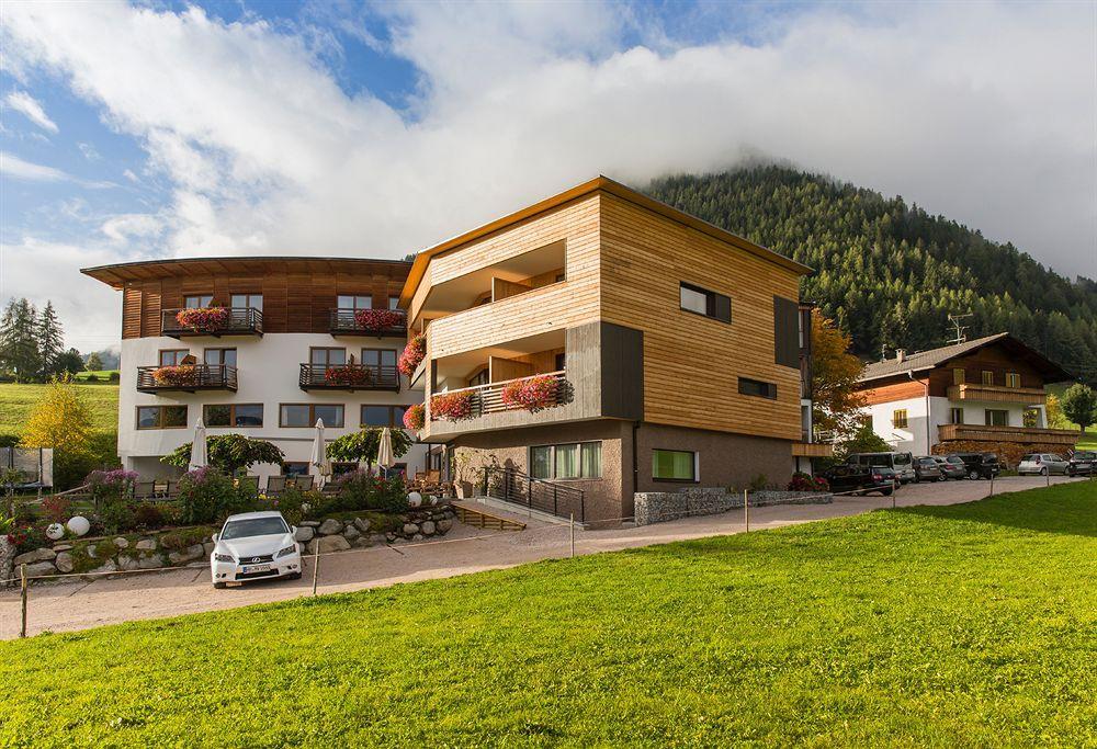 Hotel Dolomitenblick Теренто Экстерьер фото
