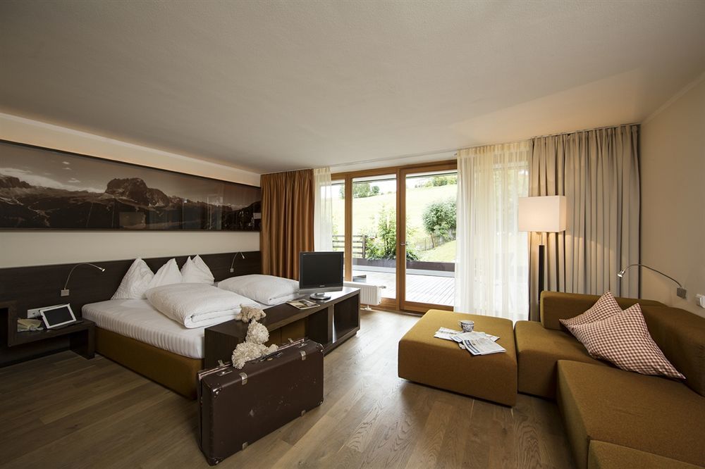 Hotel Dolomitenblick Теренто Экстерьер фото