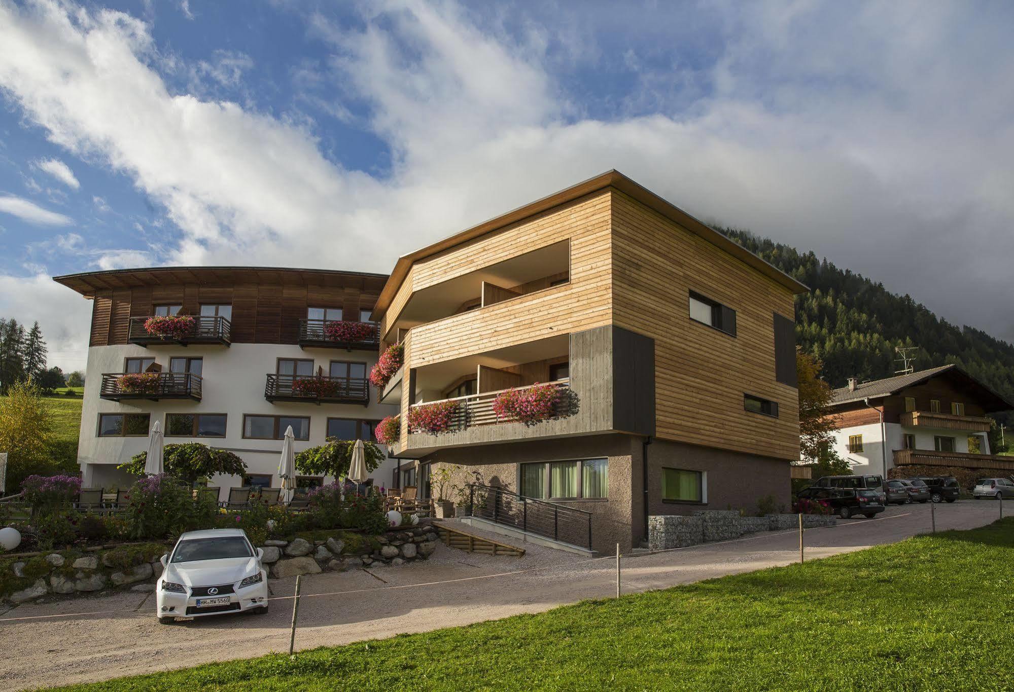 Hotel Dolomitenblick Теренто Экстерьер фото