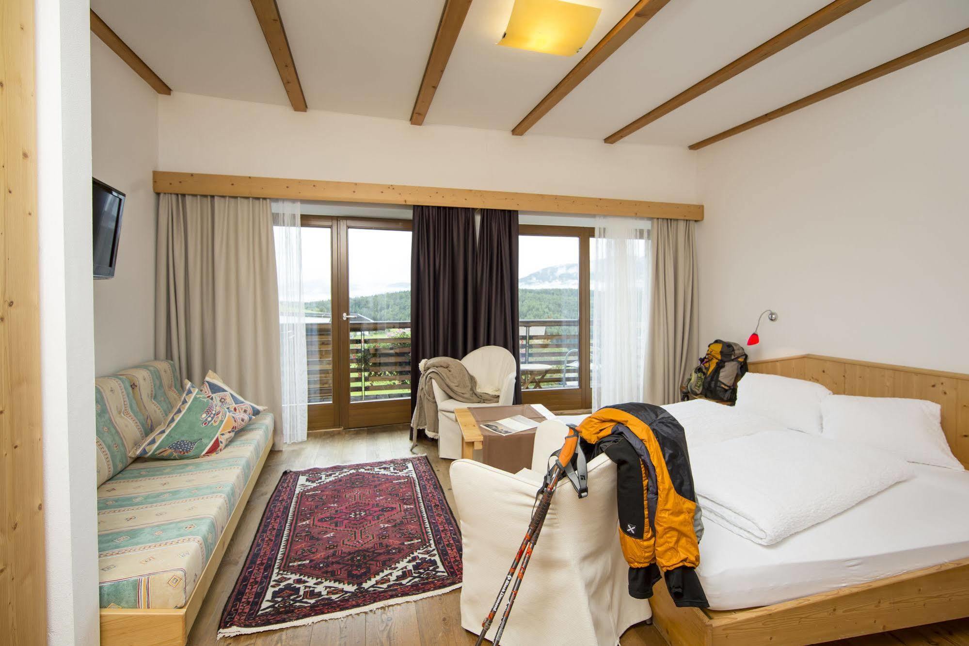 Hotel Dolomitenblick Теренто Экстерьер фото